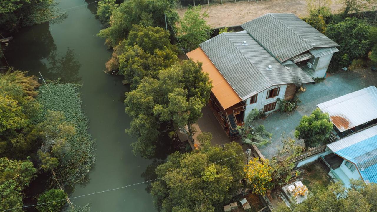 Banmai87 Guest House บ้านไม้87 เกสต์เฮ้าส์ พระนครศรีอยุธยา ภายนอก รูปภาพ