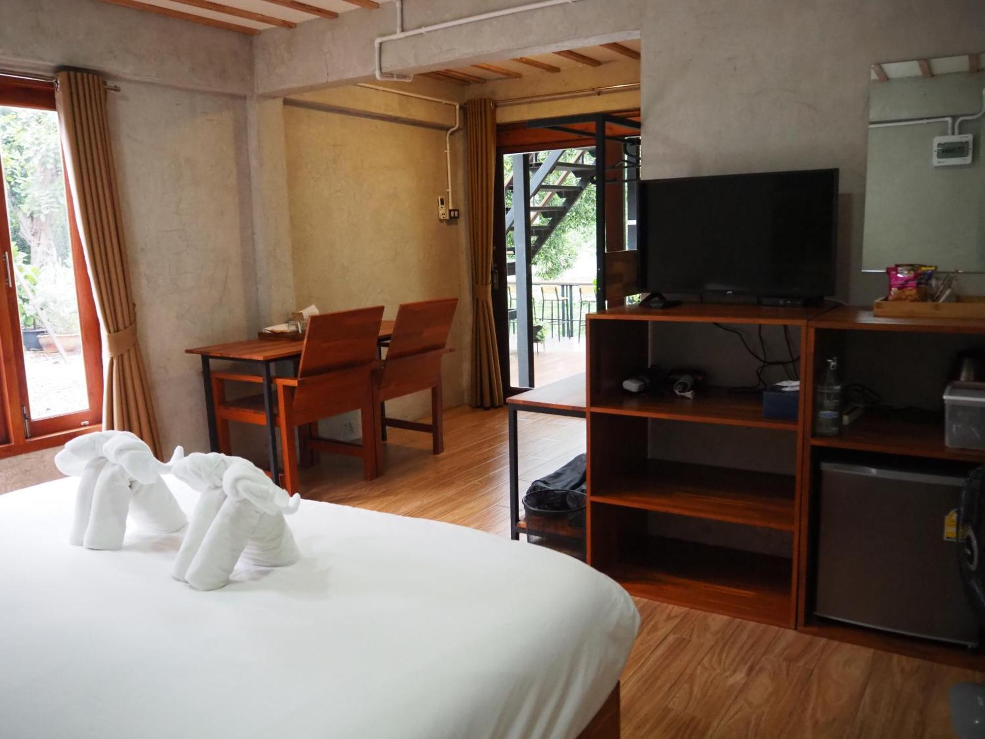 Banmai87 Guest House บ้านไม้87 เกสต์เฮ้าส์ พระนครศรีอยุธยา ภายนอก รูปภาพ